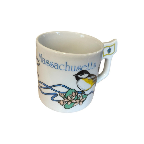 Massachusetts Coffee Tea Mug With State Seal And Black-Capped Chickadee Bird MA - Picture 1 of 10